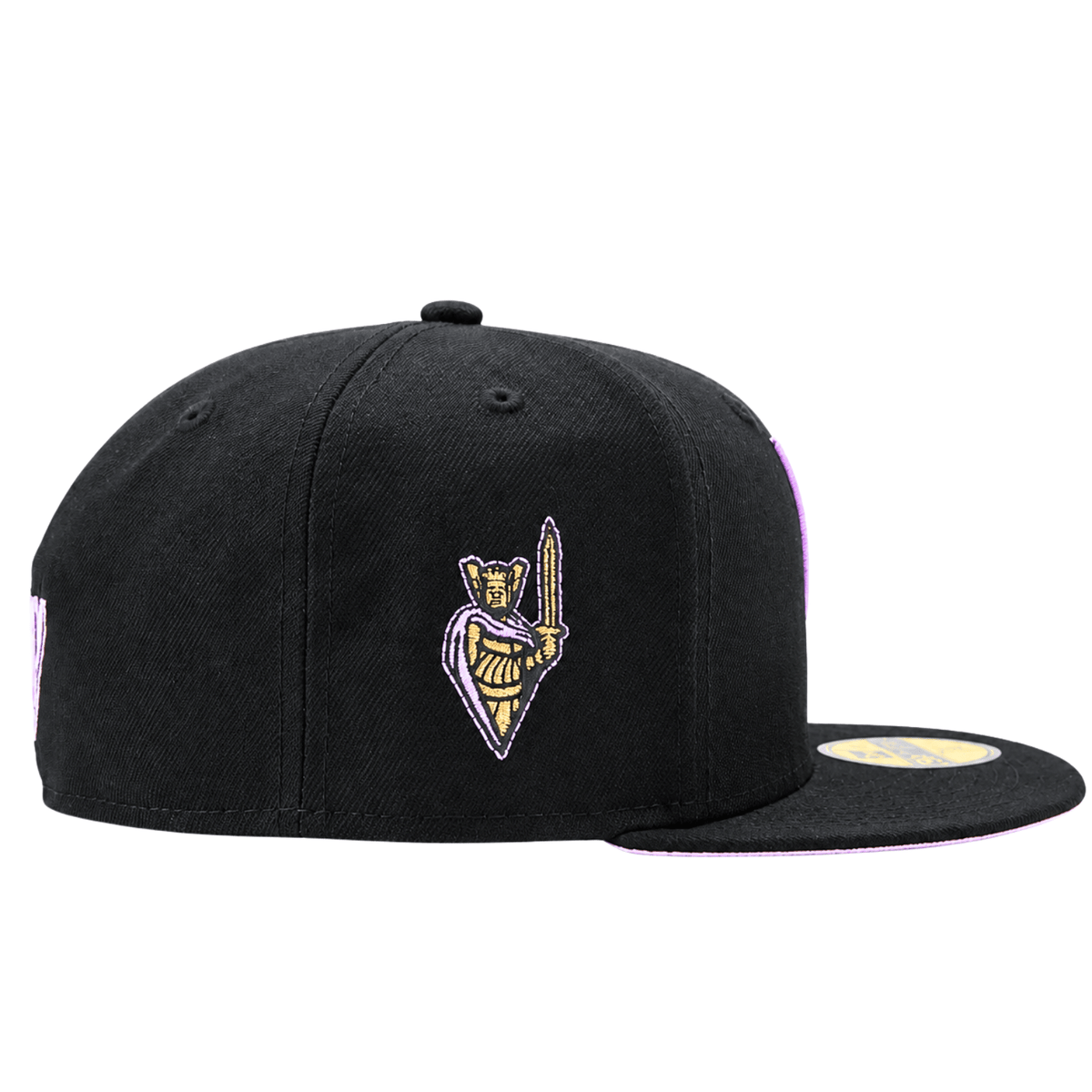 Golden State Valkyries 59Fifty V's Up After Dark Fitted Hat in black and violet